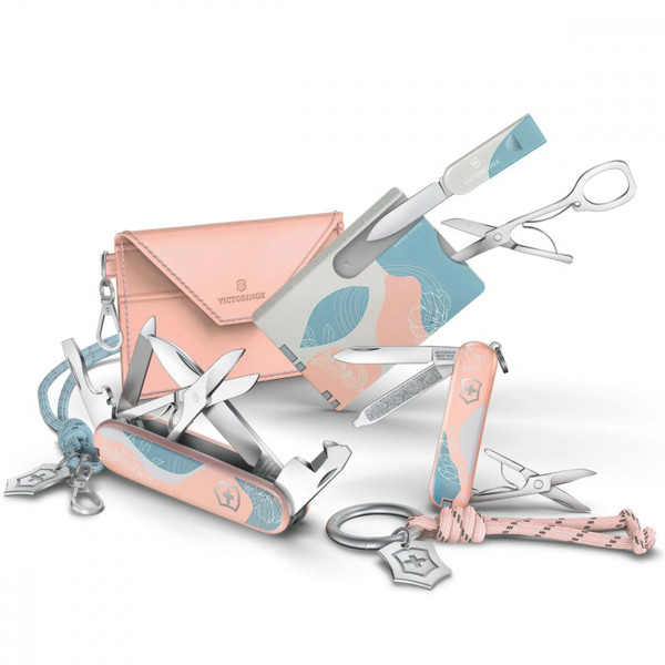 Köp gurally kartoçka Victorinox Classic Paris style